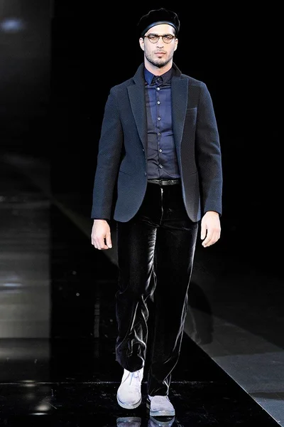 Look 69
